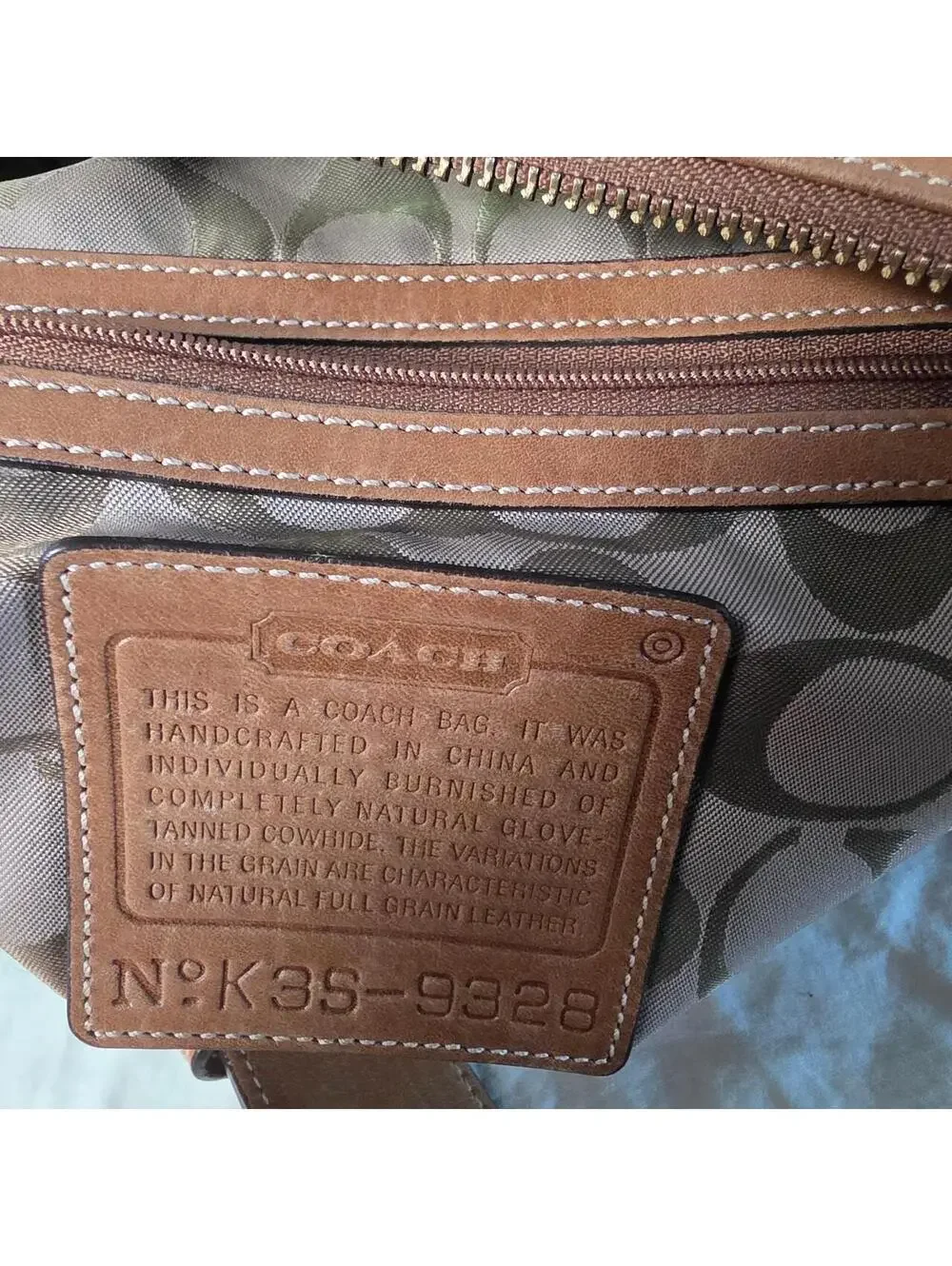 Vintage Coach Brown Leather adjustable crossbody Shoulder Bag. 9328